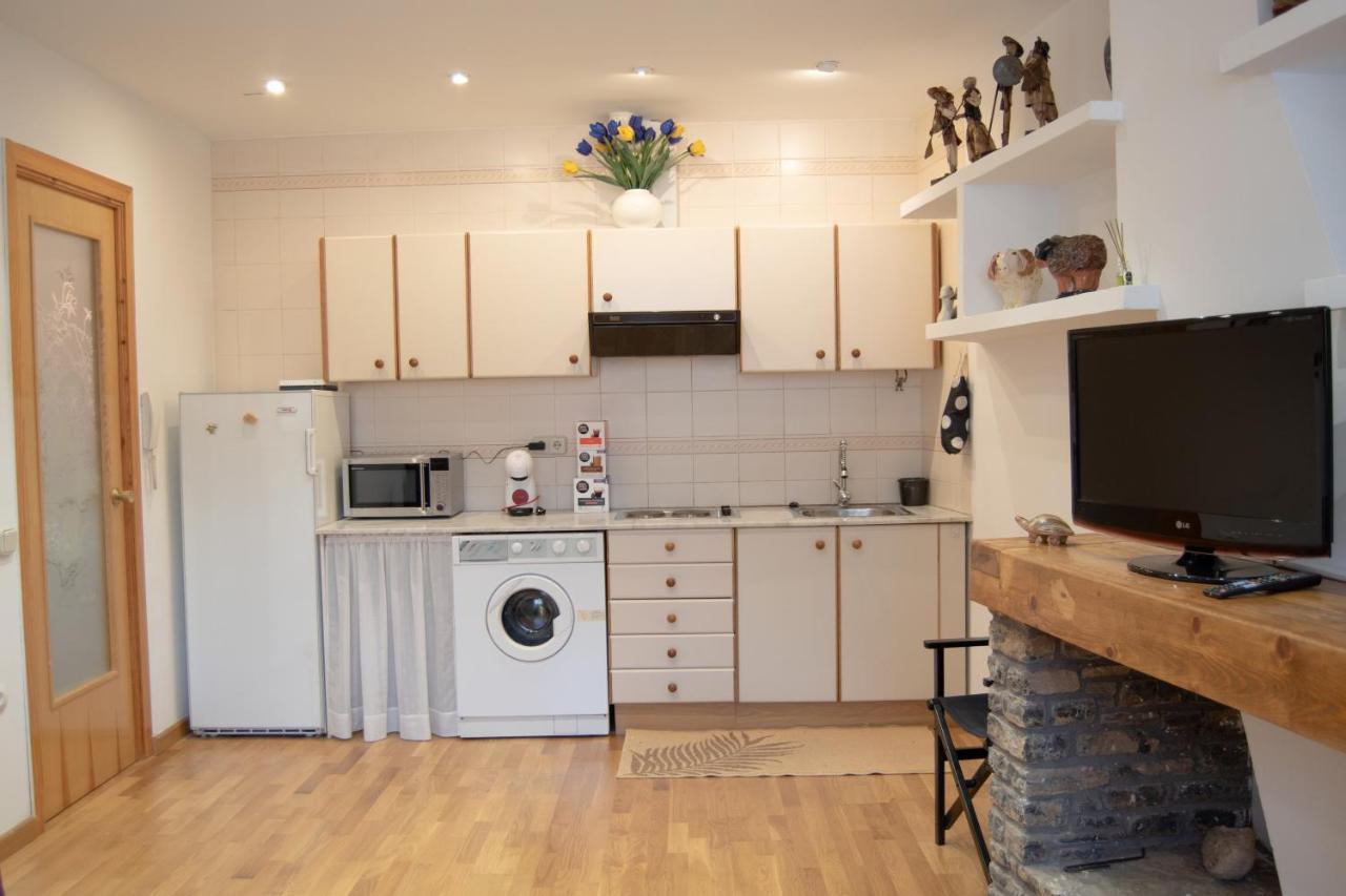 Apartamento Centrico Con Parking - L'Amfitriona Риалп Екстериор снимка