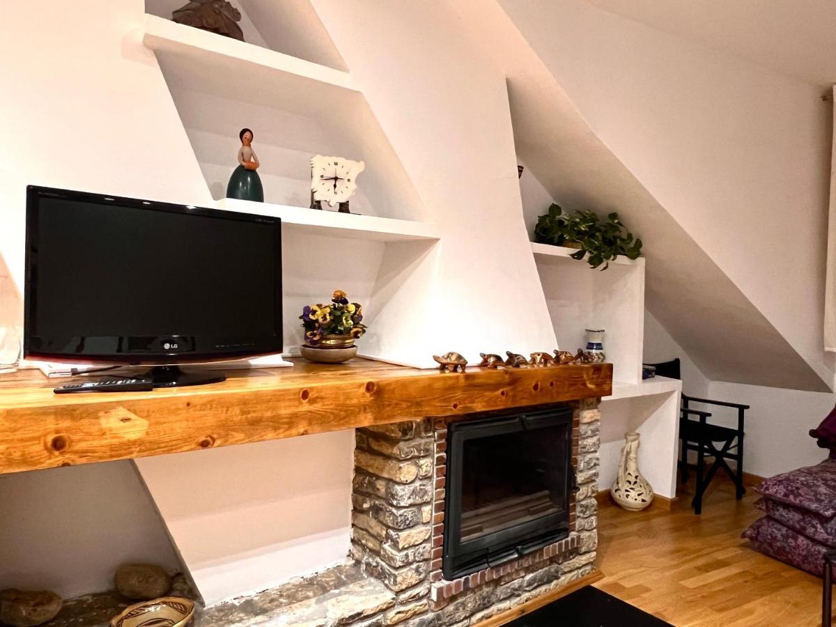 Apartamento Centrico Con Parking - L'Amfitriona Риалп Екстериор снимка